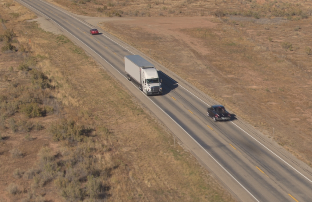 085758009-aerial-clear-white-container-t_H264HD1080.mov - PotPlayer 8_16_2021 8_01_10 PM (2)